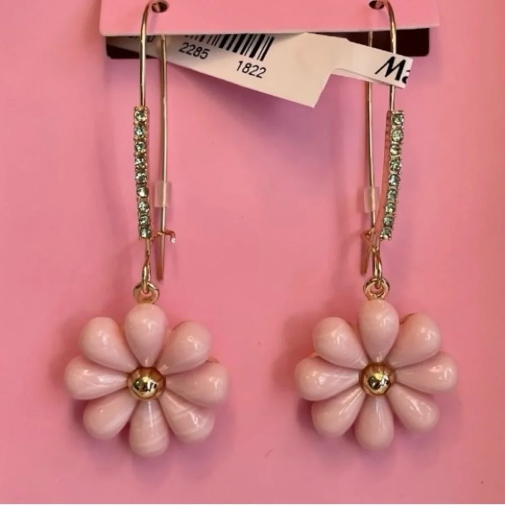 Betsey Johnson Light Pink Daisy Floral Earrings
